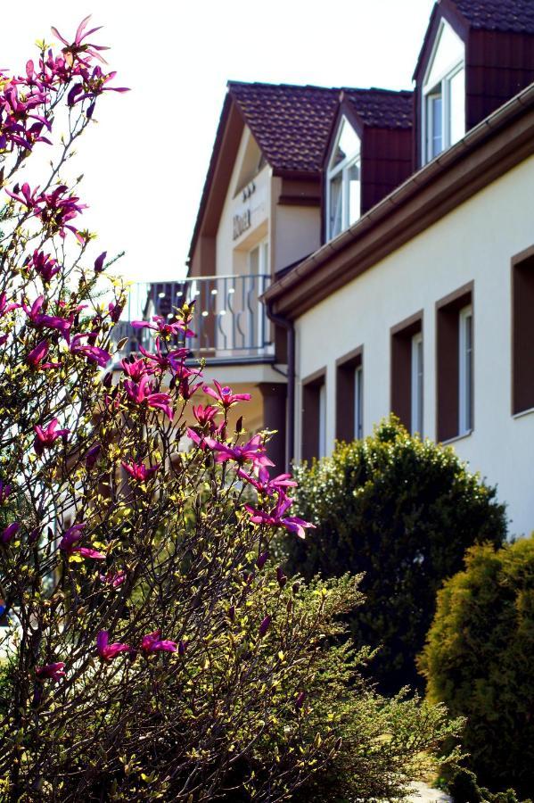 Hotel Brada Jicin Luaran gambar