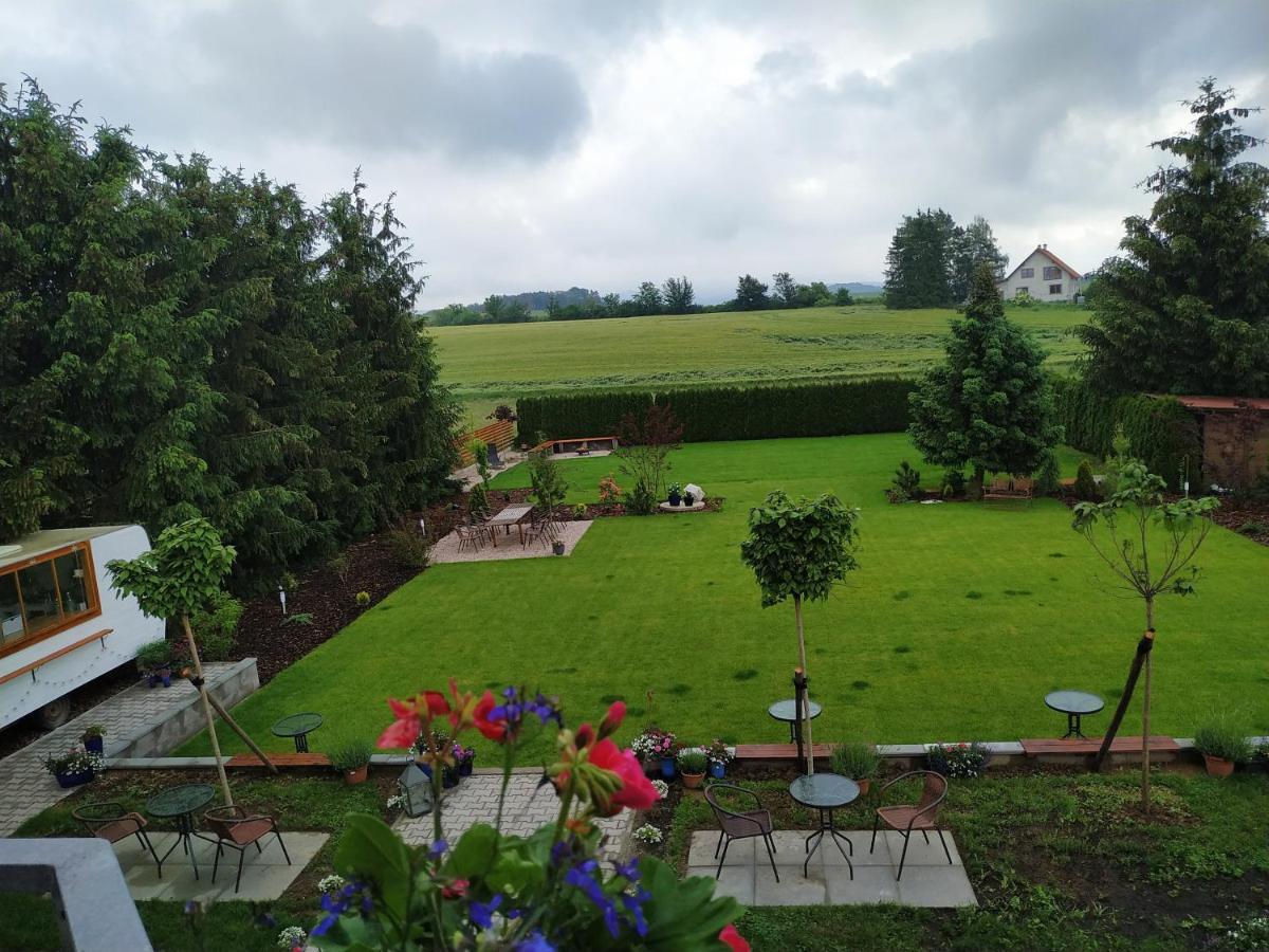 Hotel Brada Jicin Luaran gambar