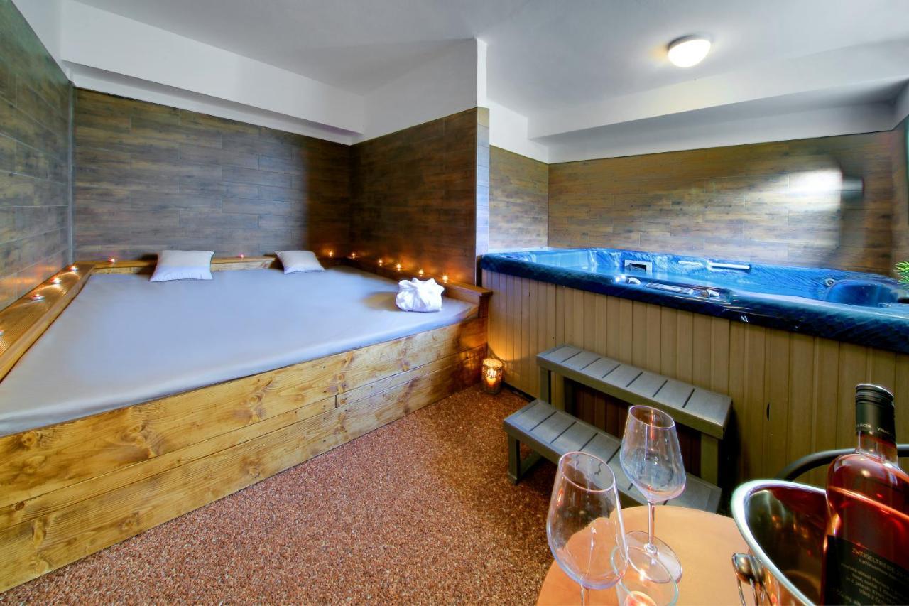 Hotel Brada Jicin Luaran gambar