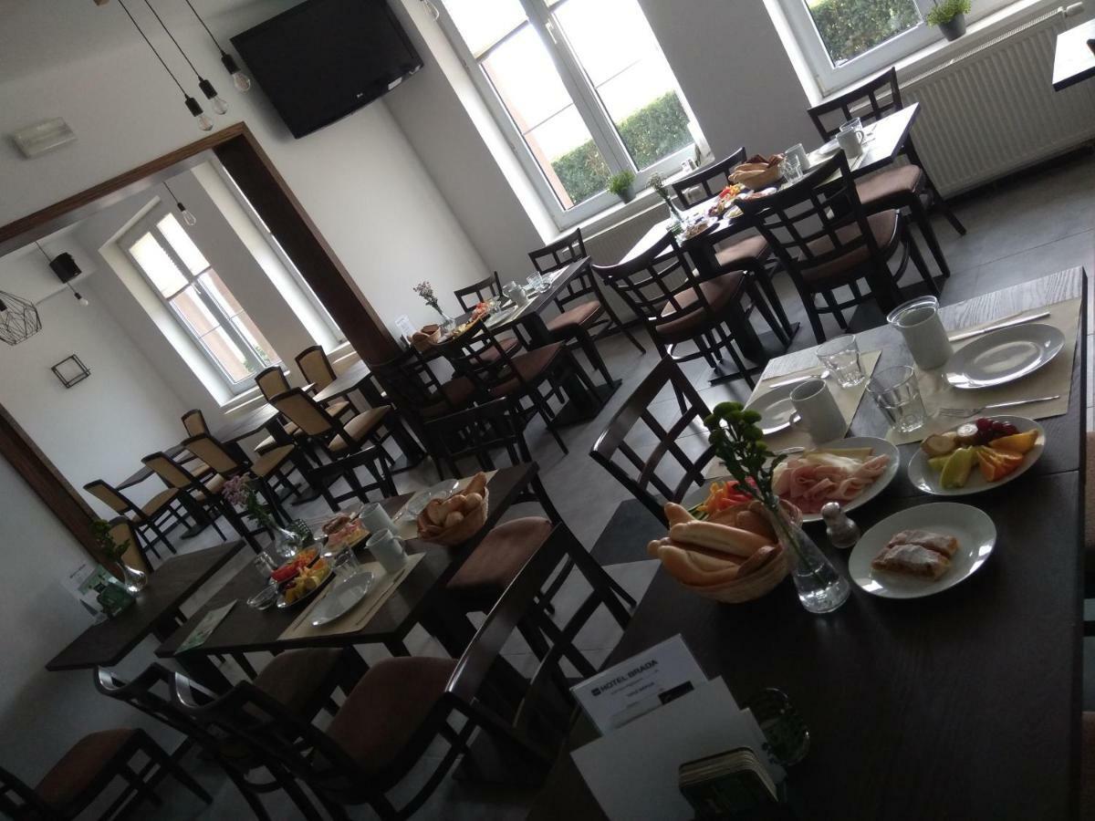 Hotel Brada Jicin Luaran gambar